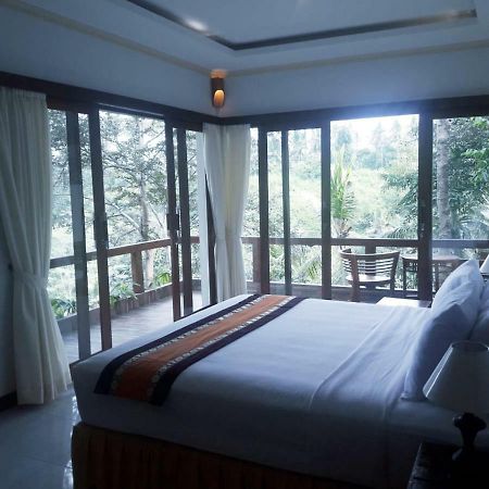 Ubud River Side House Hotel Buitenkant foto